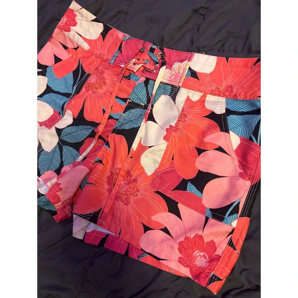 La Blanca Women's Floral Lace-Up Swim Board Shorts Size Medium